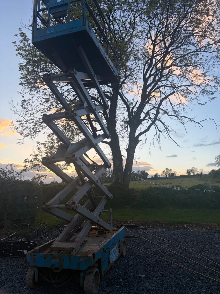 Genie Gs3246 10m scissor lift for sale gwo - Image 3