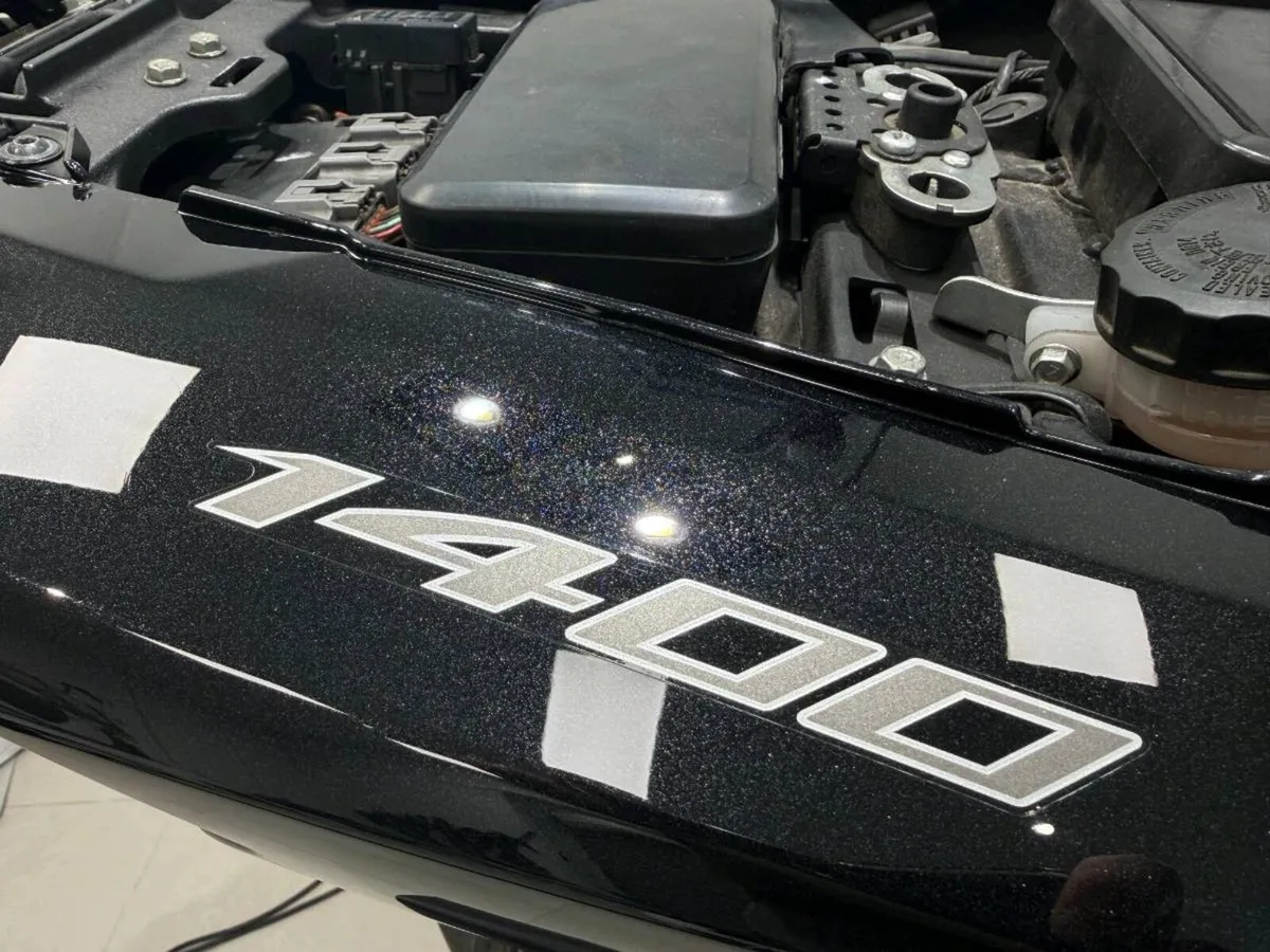 Kawasaki ZZR 1400 - Image 4