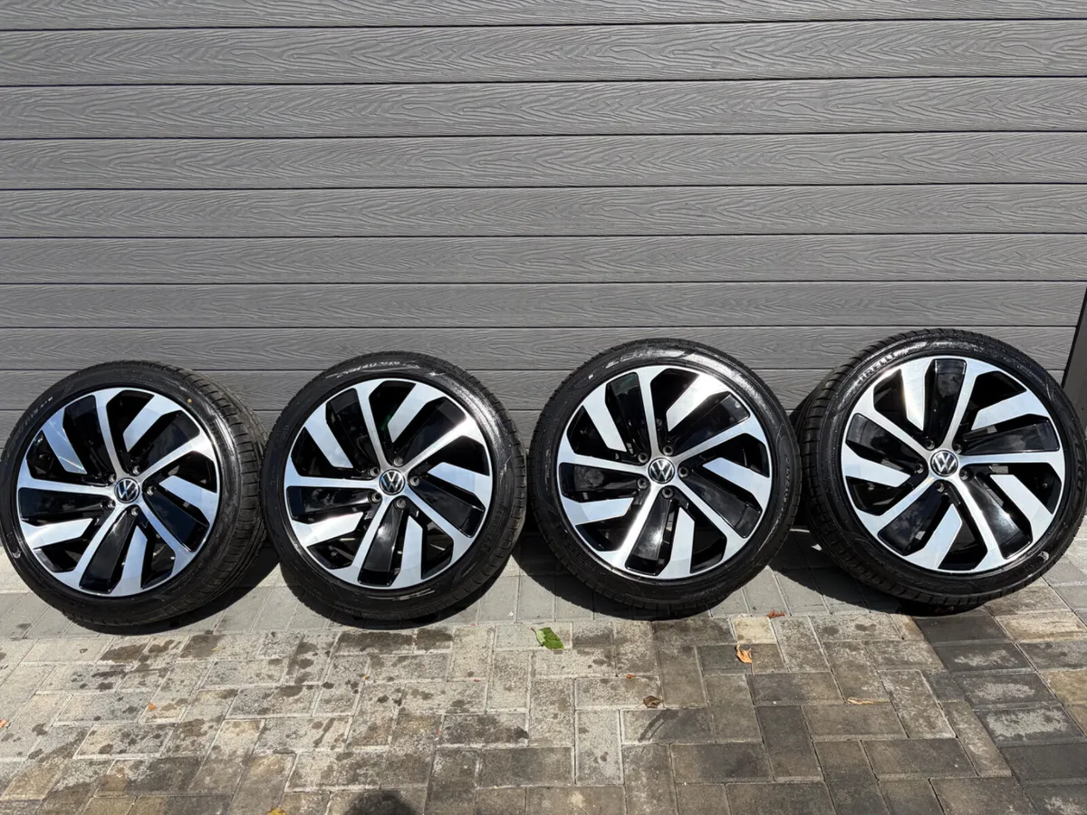 19” GENUINE VOLKSWAGEN ARTEON ALLOY WHEELS & TYRES - Image 2