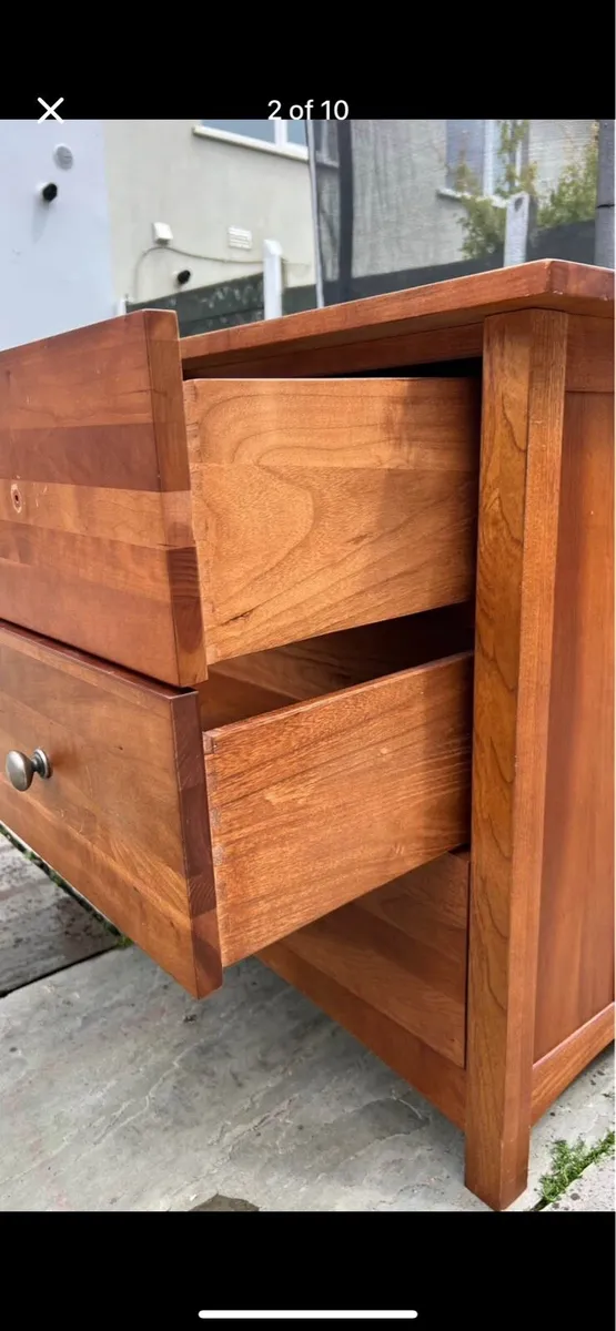 Bedroom furniture - Image 2