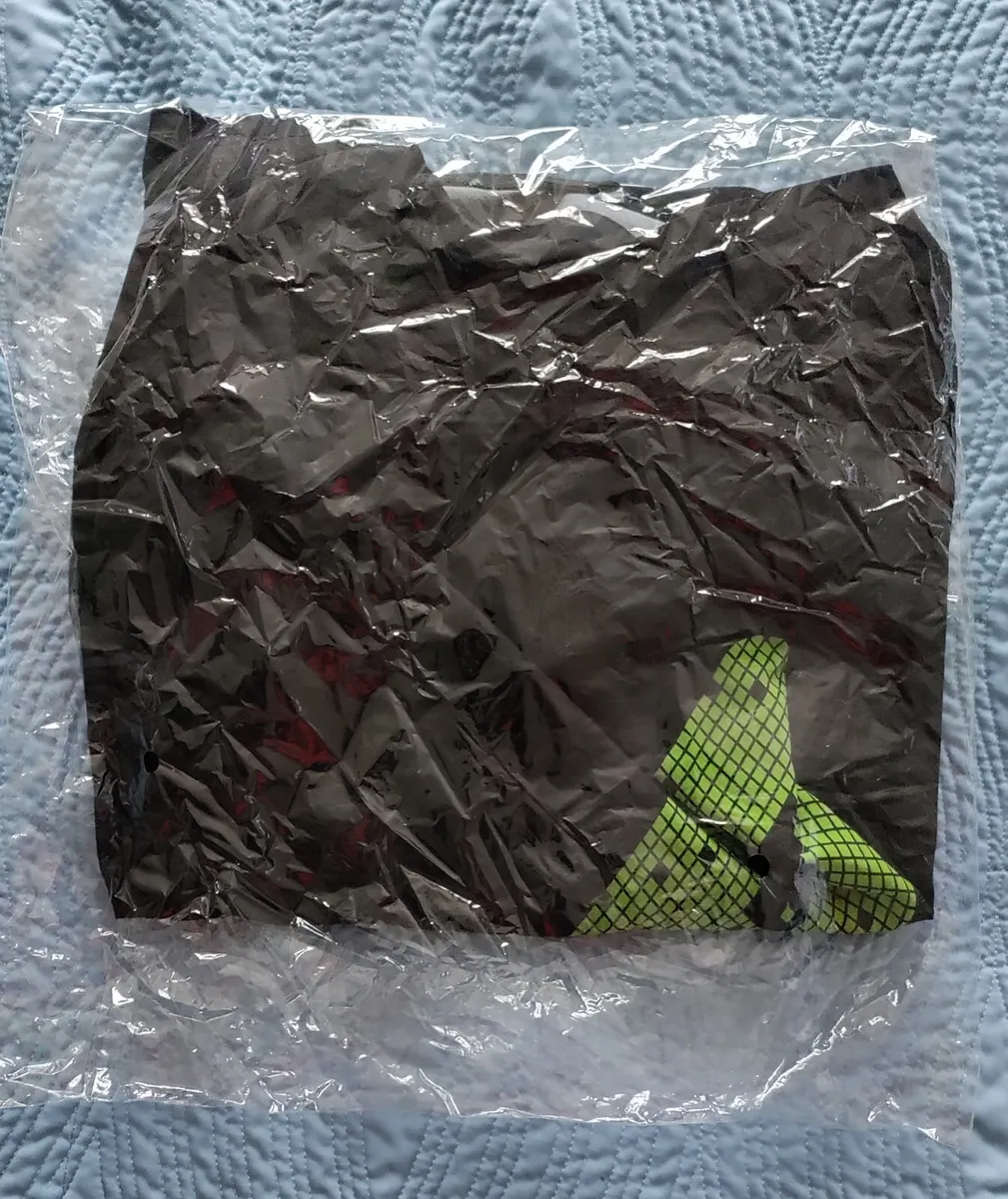 MusclePharm Gym shorts XL New - Image 3