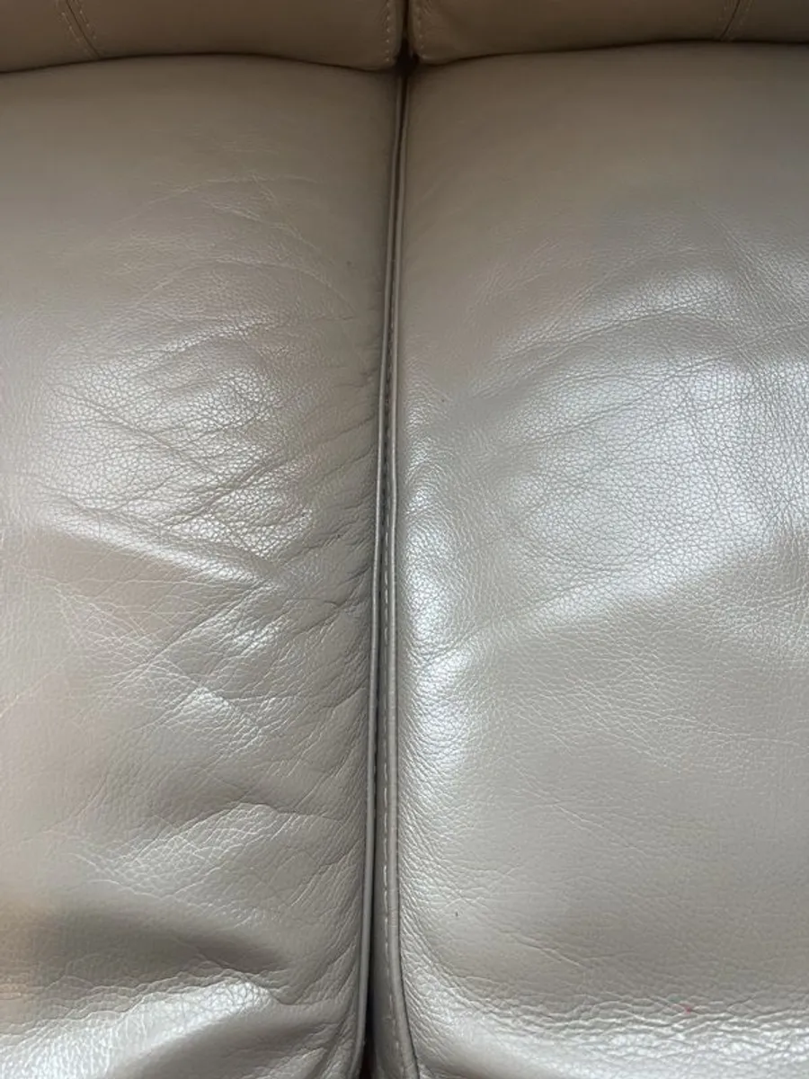 Leather Sofa 3 seats + Armchair - Image 4