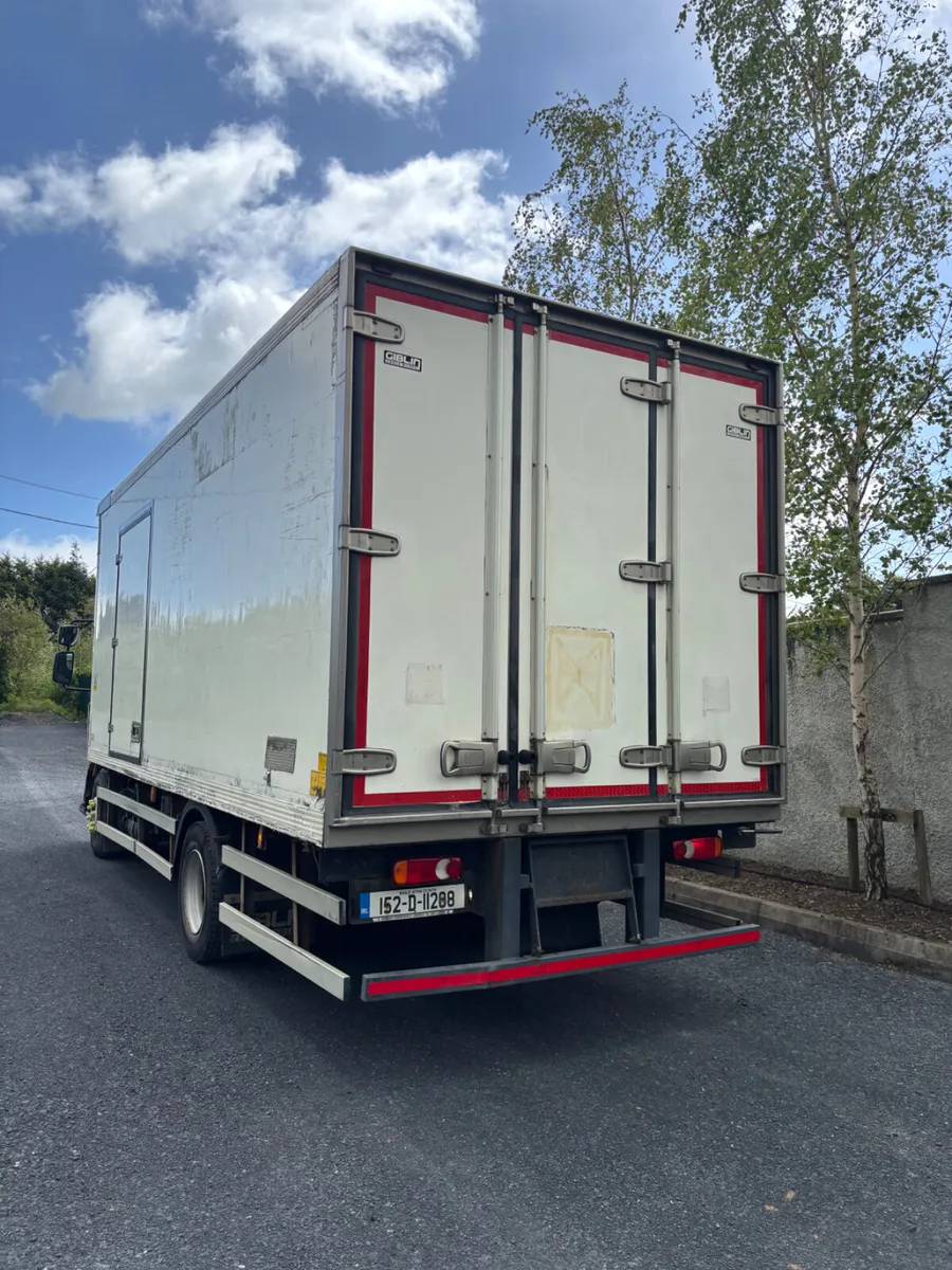 2015 Renault D - Image 3