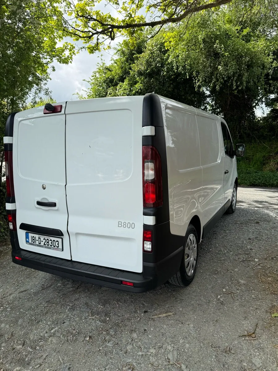 Nissan Nv300 2018 - Image 3