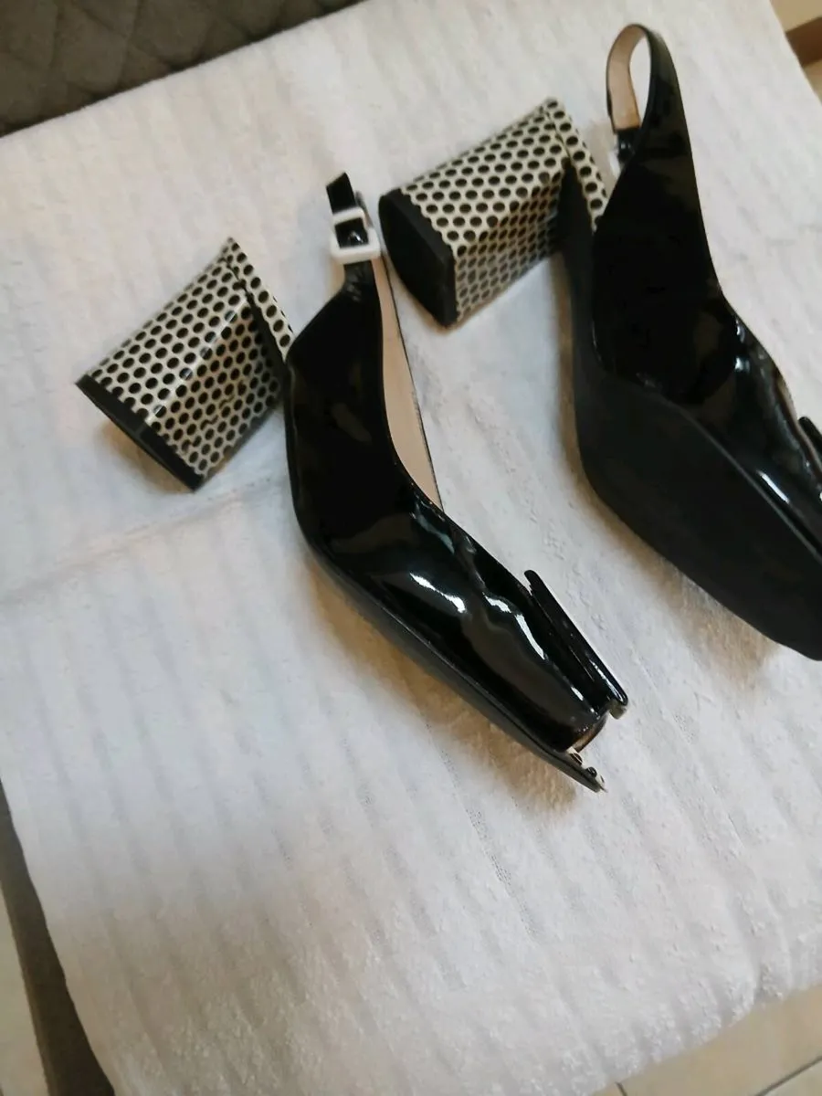 LADIES SHOES NEW - Image 2