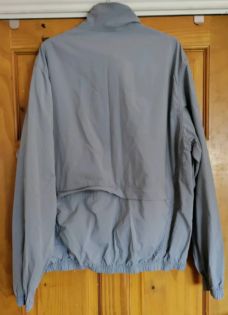 J.Lindeberg windbreaker jacket XXL - Image 4
