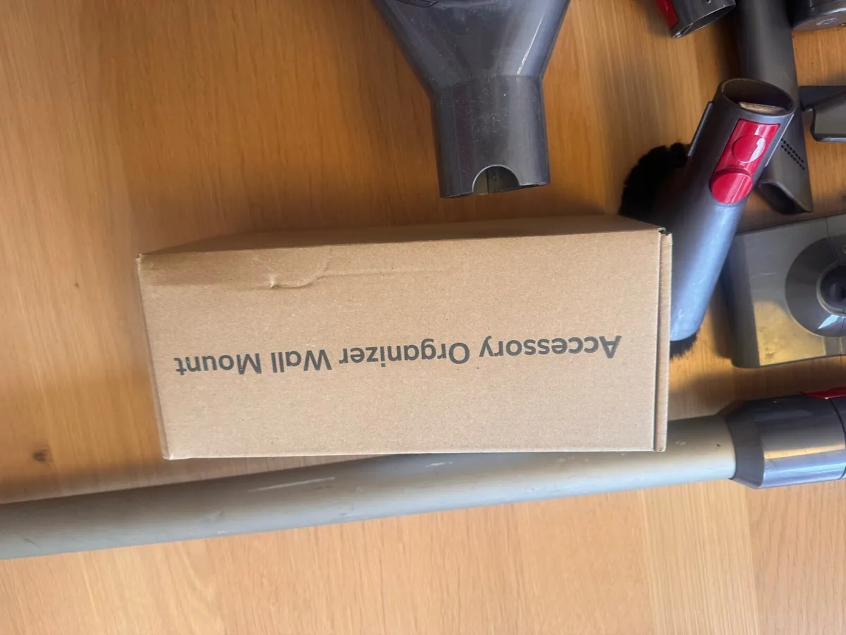Dyson V8 Animal - Image 2