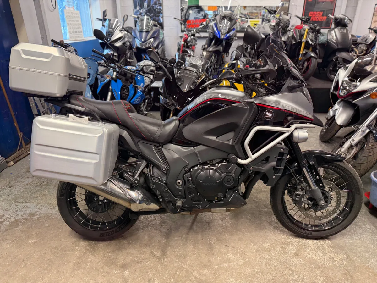 2016 Honda Crosstourier 1200 - Image 1
