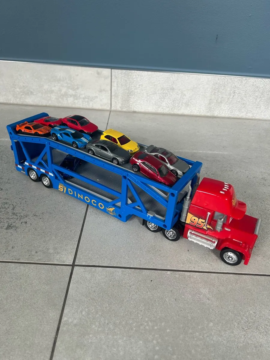 FREE to take away - Mack Transporter Truck - Image 1