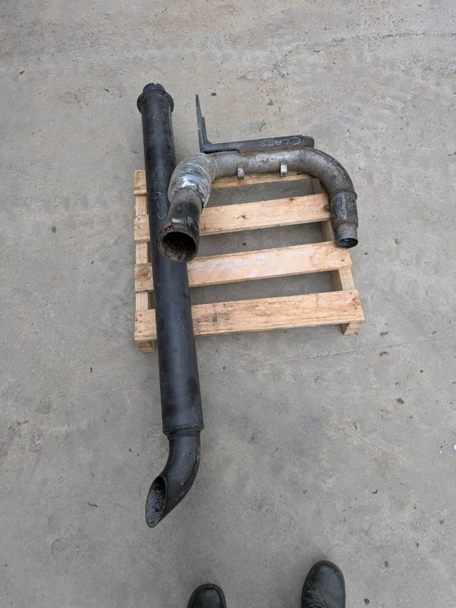 Claas Axos 340 Exhaust - Image 3