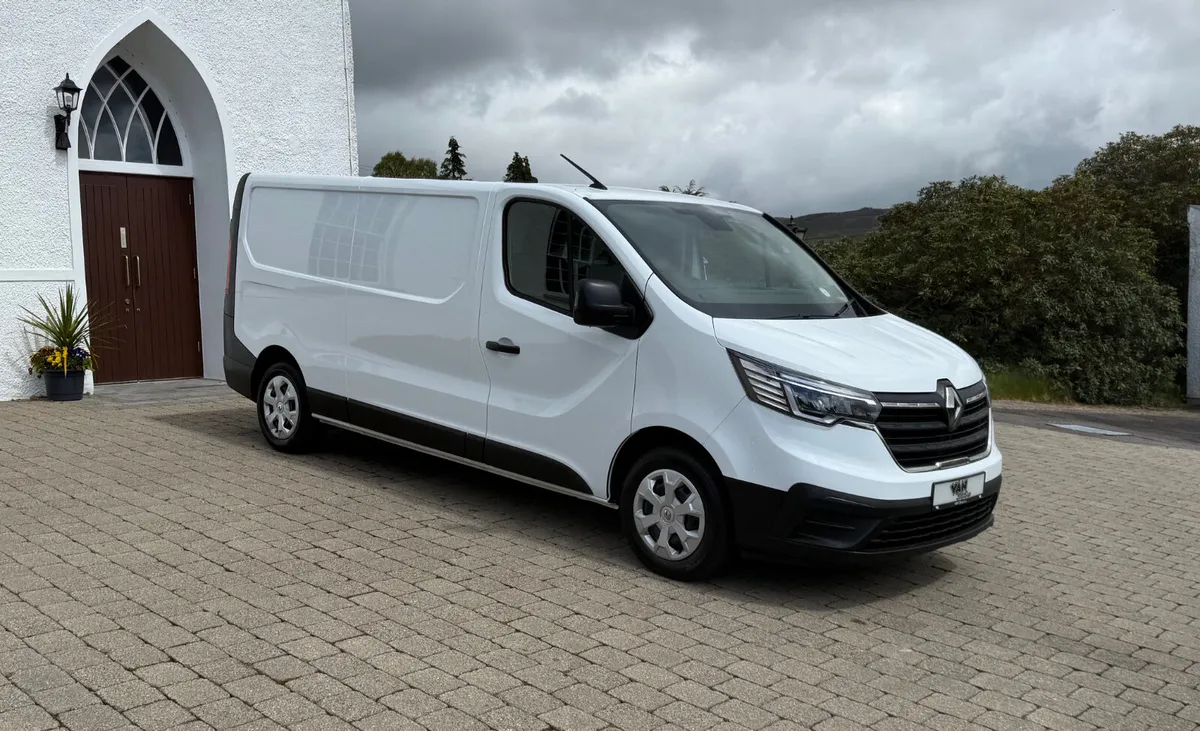 2023 Renault Trafic 130bhp Lwb L2H1 Business - Image 1