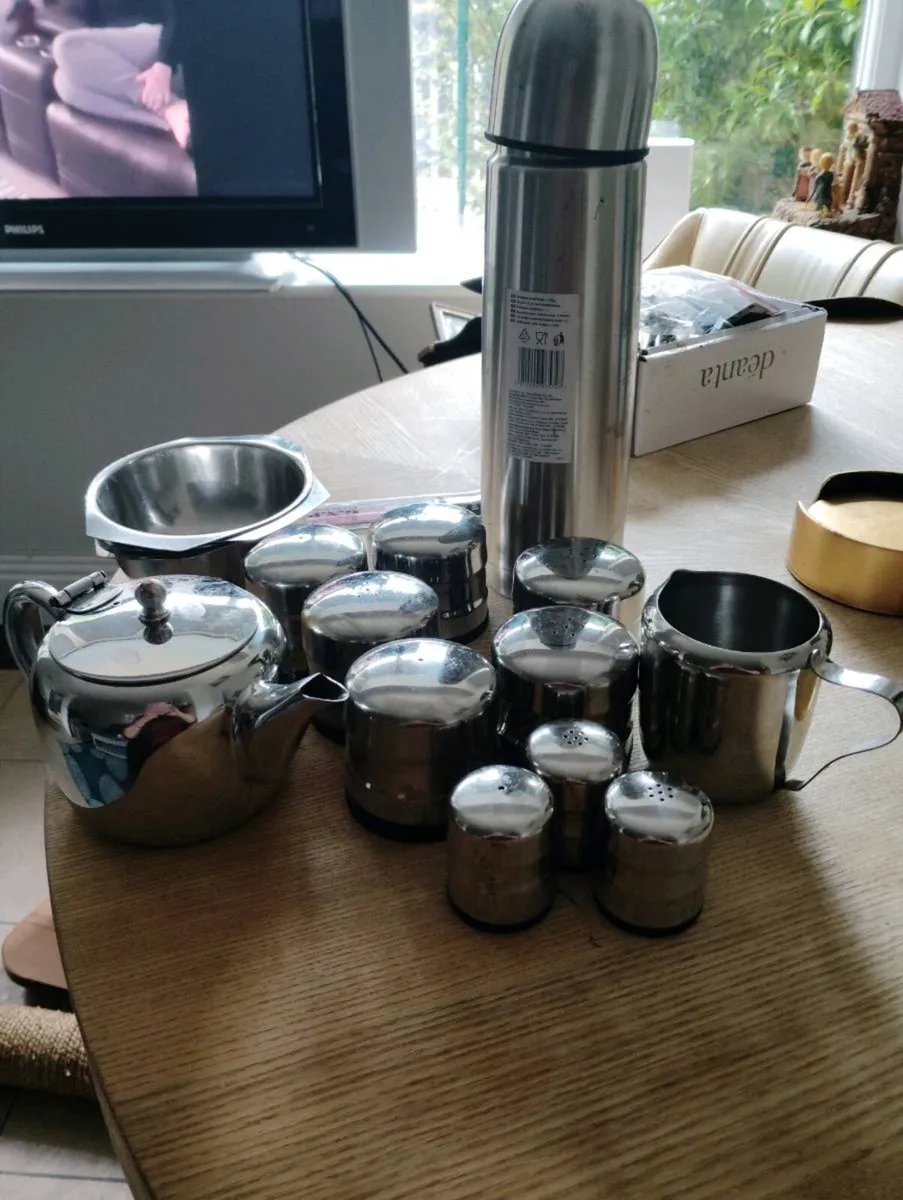 Stainless steel - Image 1