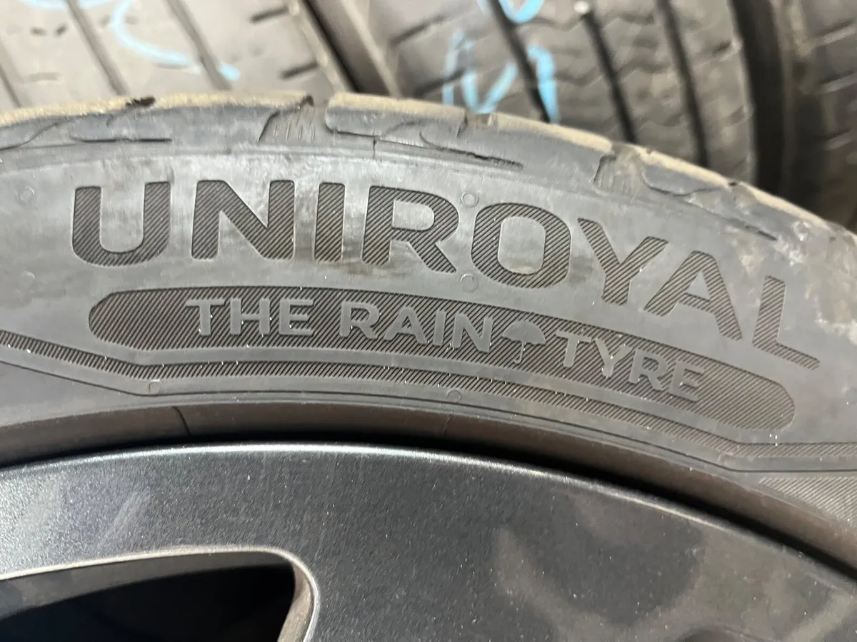 17” Volvo wheels. As new condition - Image 2