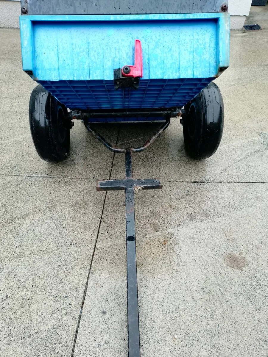 Berg trailer - Image 1