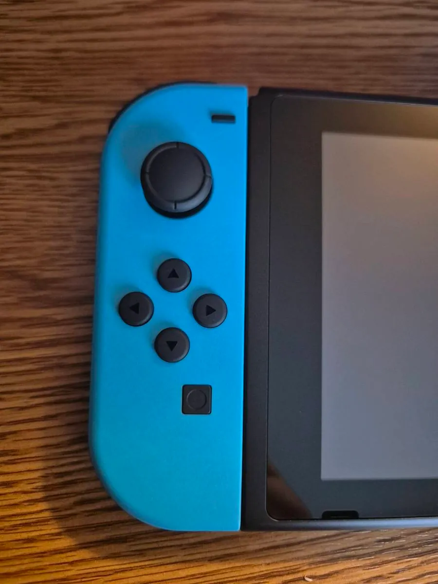 Nintendo switch V2 NEW - Image 4