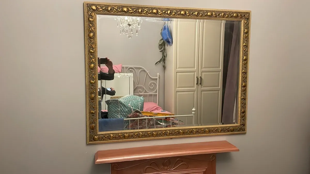 Mirror - Image 2