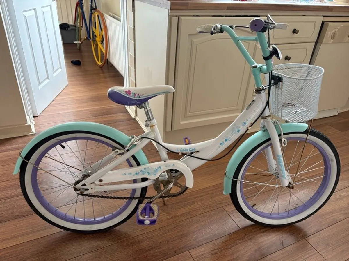 girls bike - Image 1