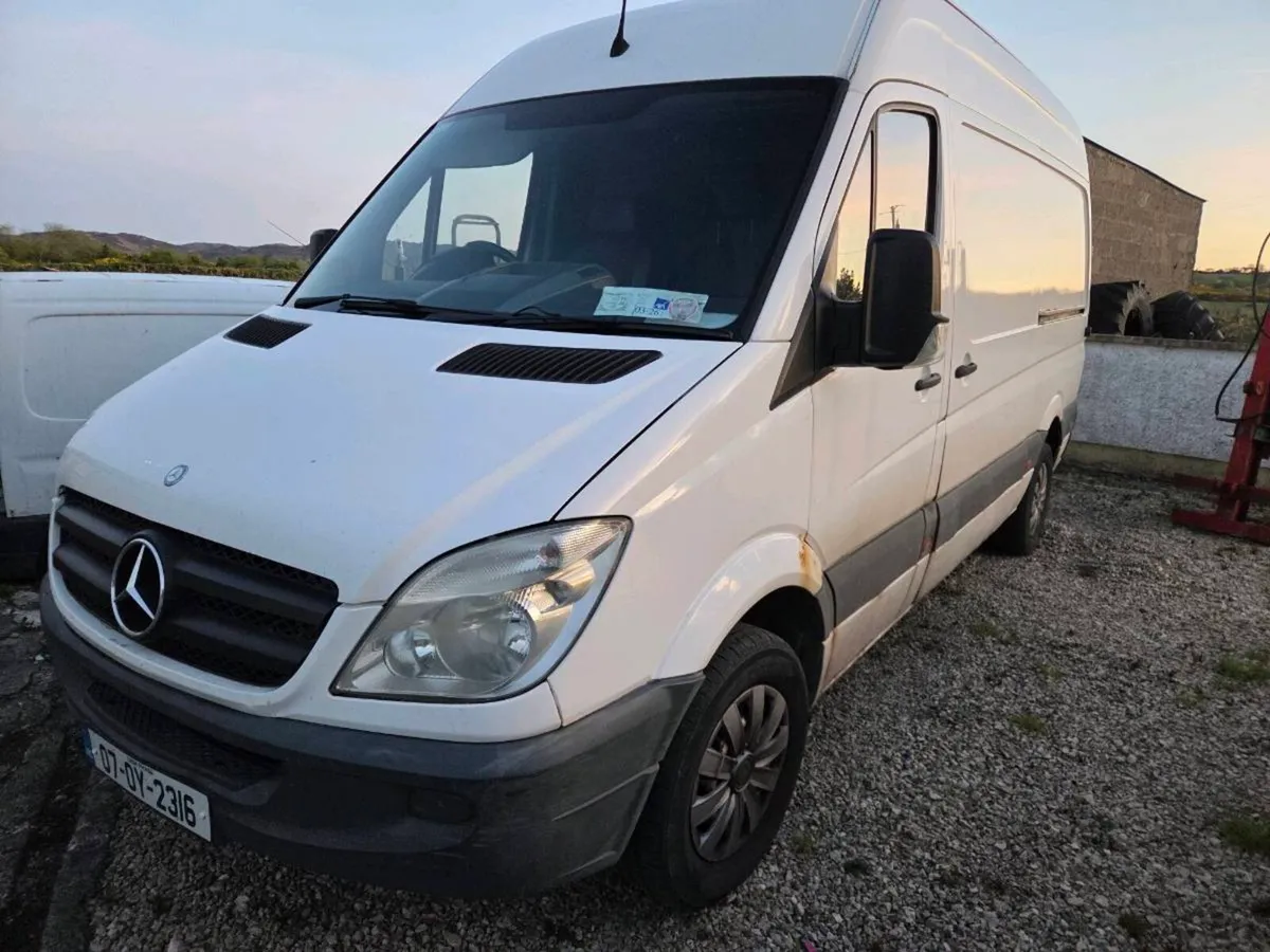 Van for sale - Image 2
