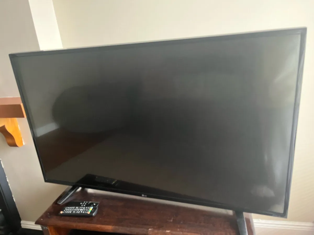 LG TV 50 inch smart tv - Image 3