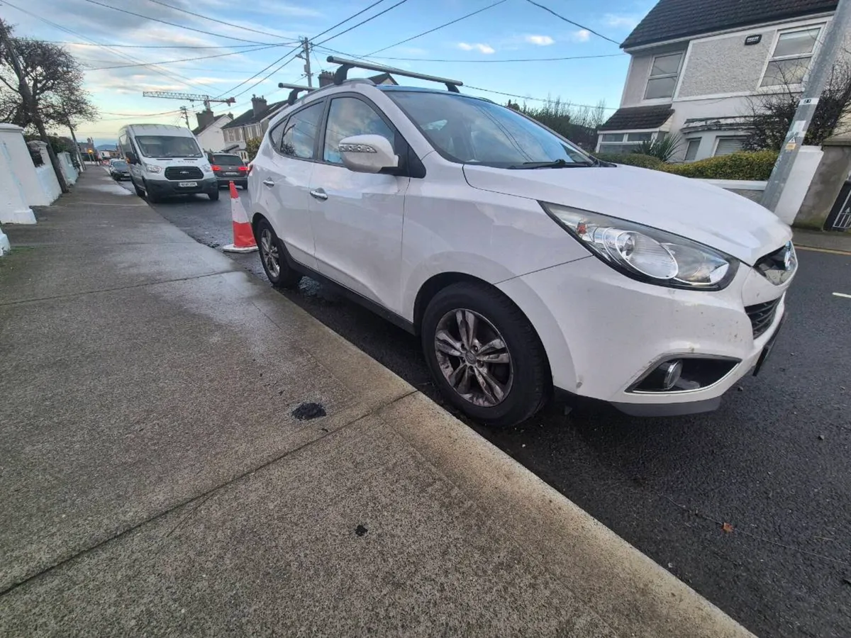 Hyundai ix35 131D - Image 3