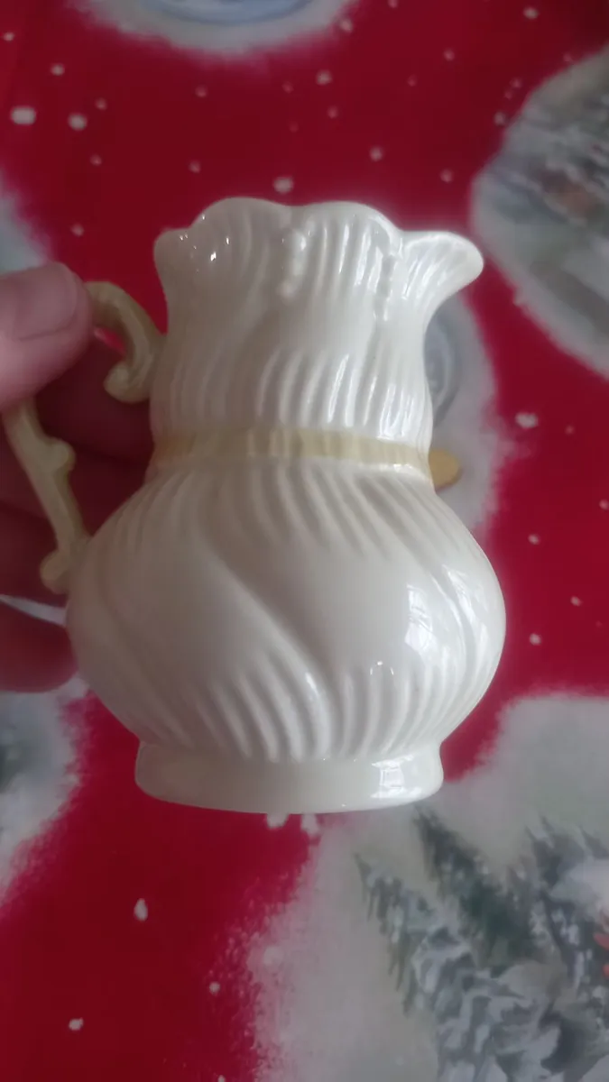 Belleek pottery creamer jug - Image 4