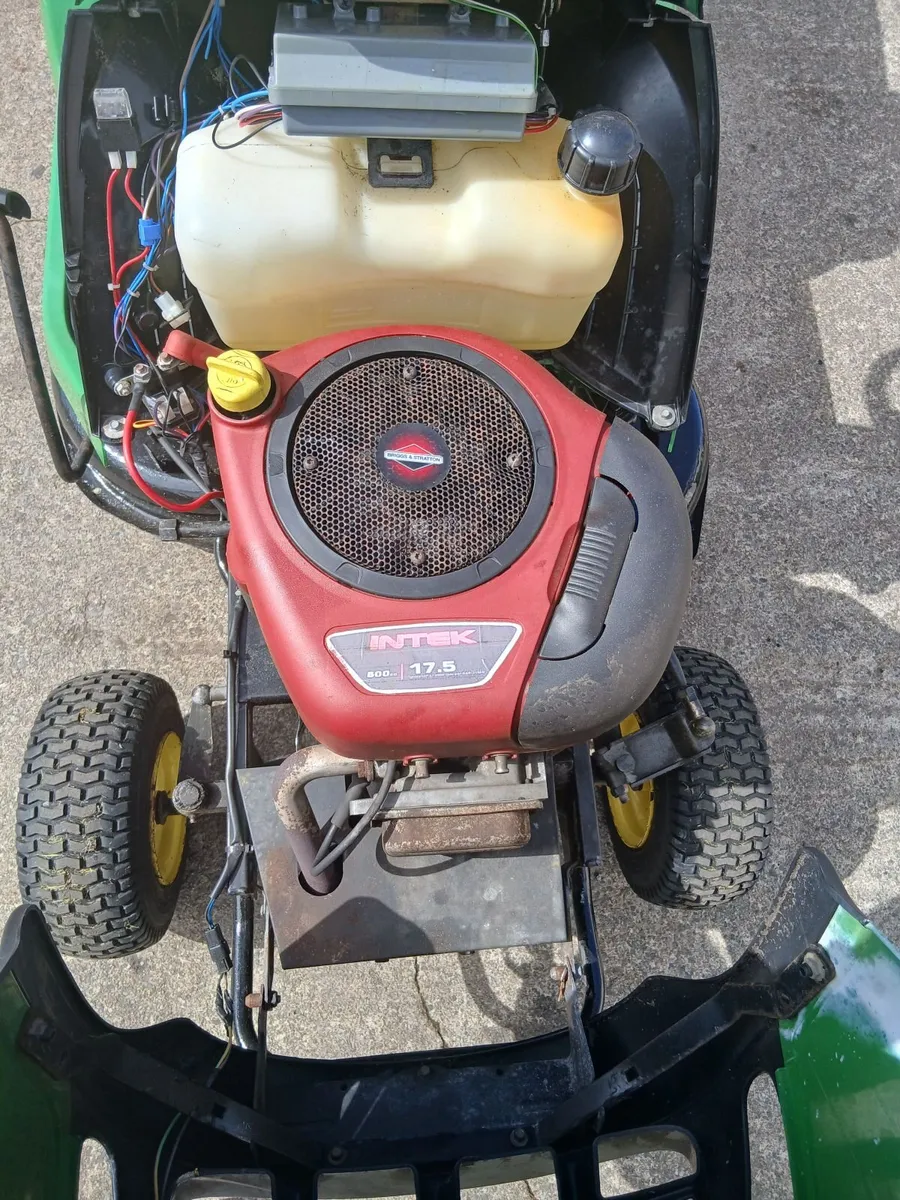 ride on lawnmower - Image 2