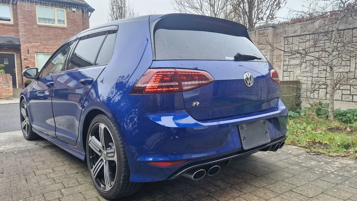 2014 GOLF R DSG ONLY 36K KM - Image 1