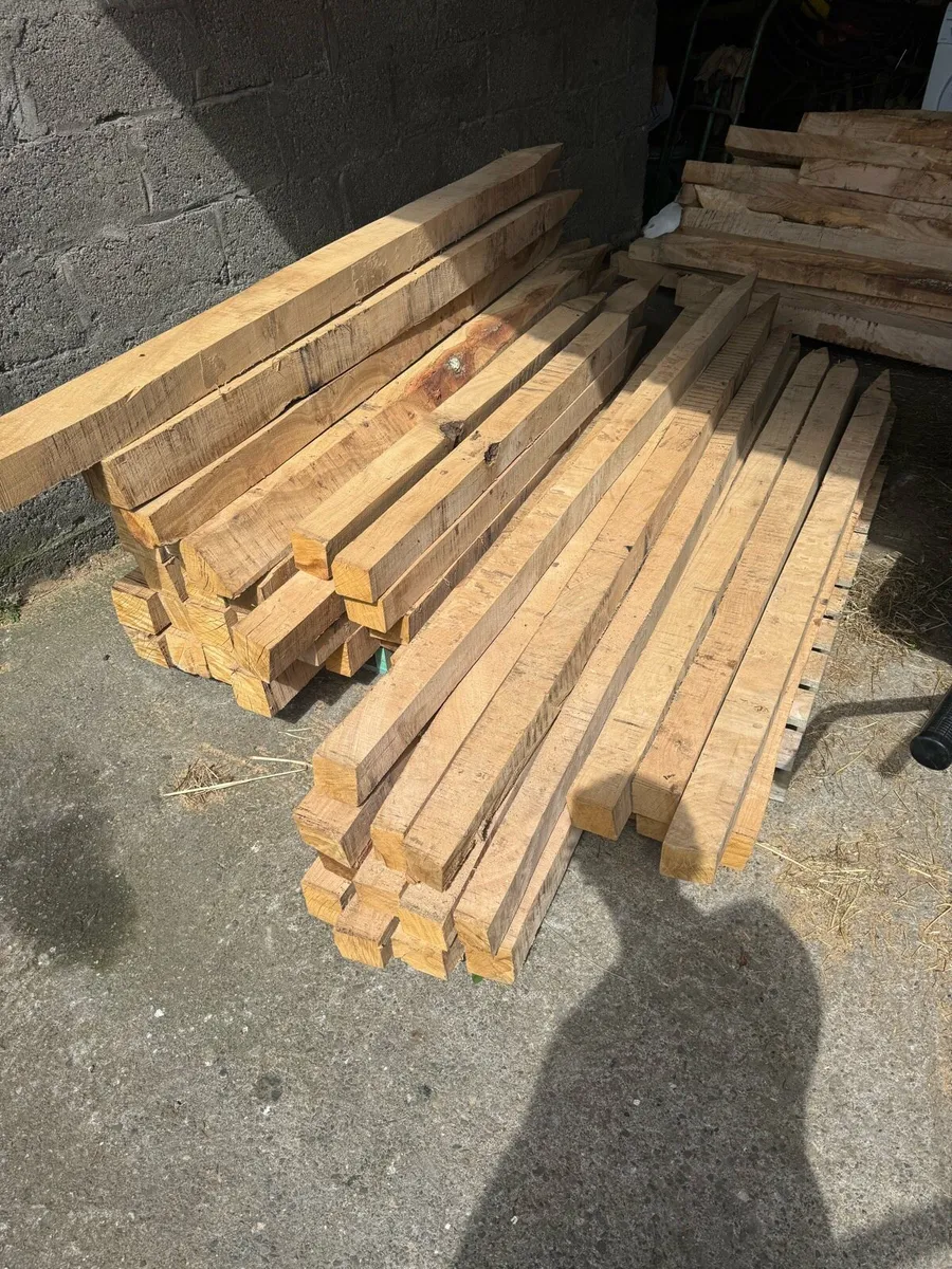 Fence posts - Image 1