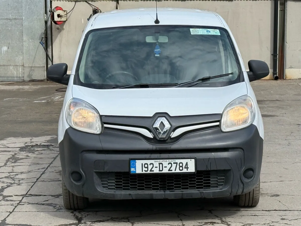 RENAULT KANGOO LOW KMS & NEW CVRT - Image 1