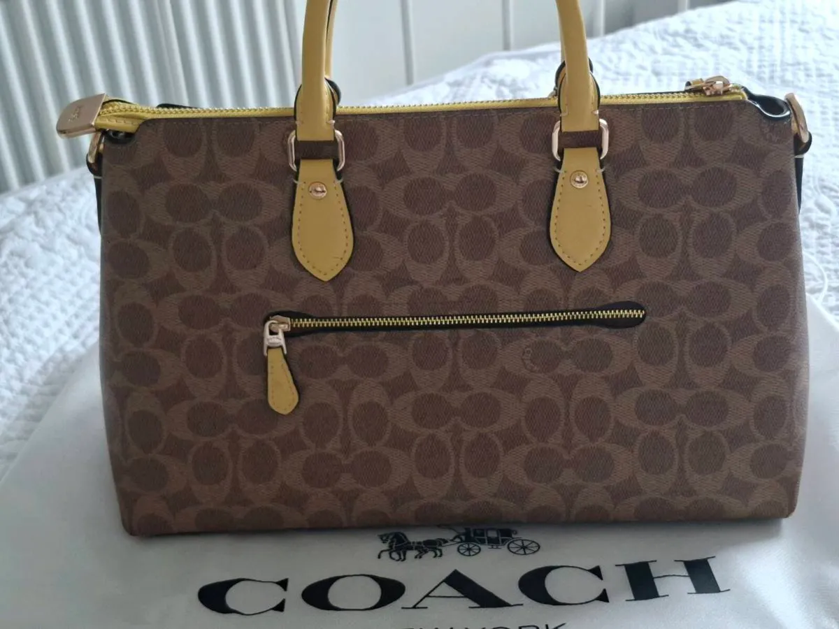 Coach handbag - Image 4