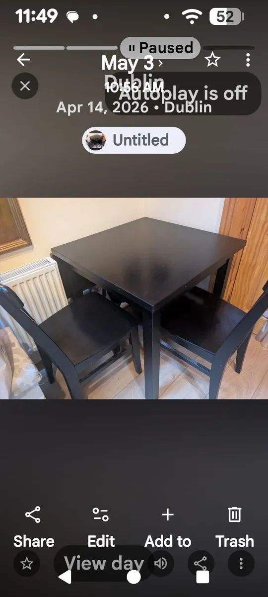 Table with 2 chairs