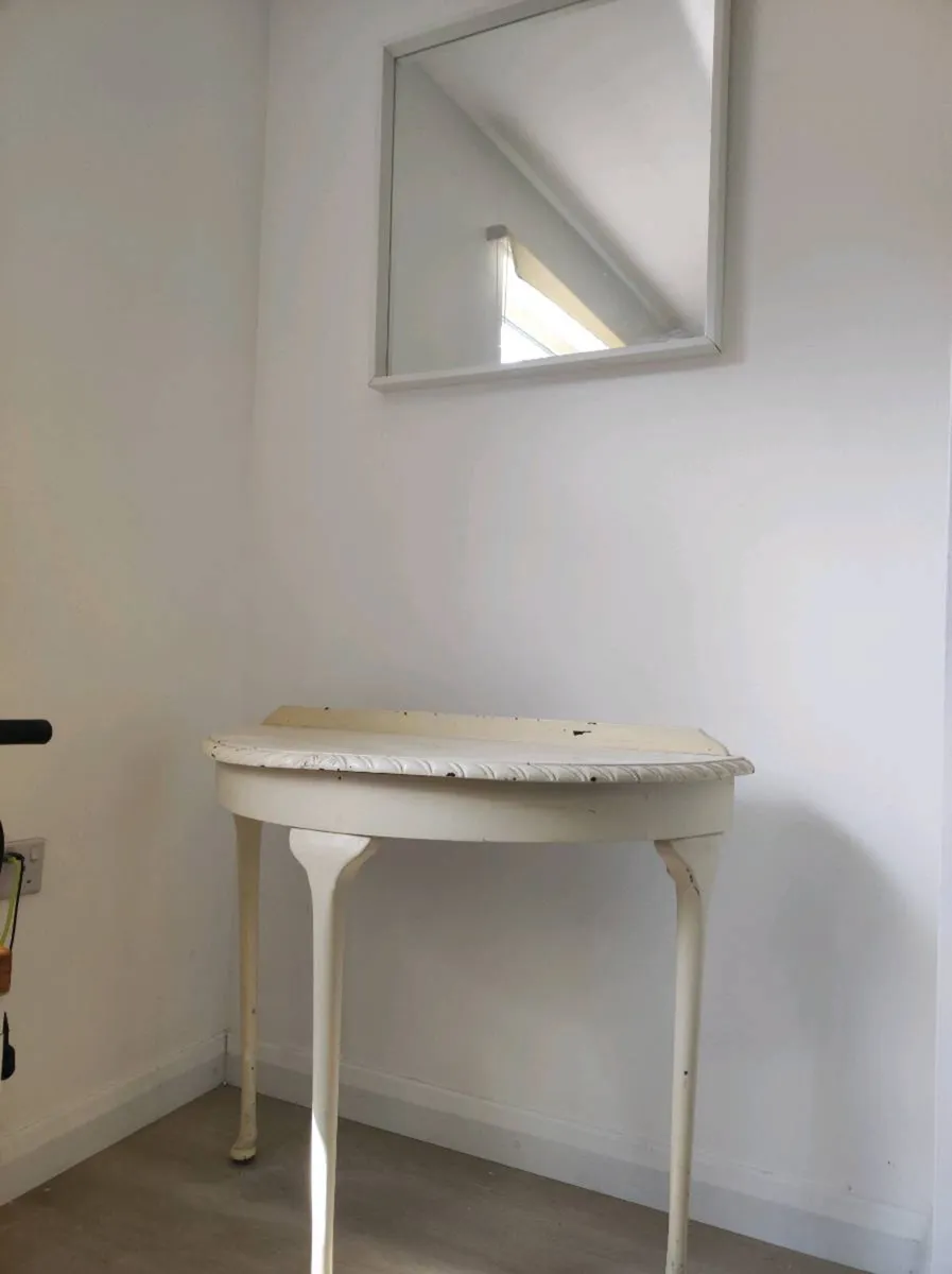 Hall table - Image 3