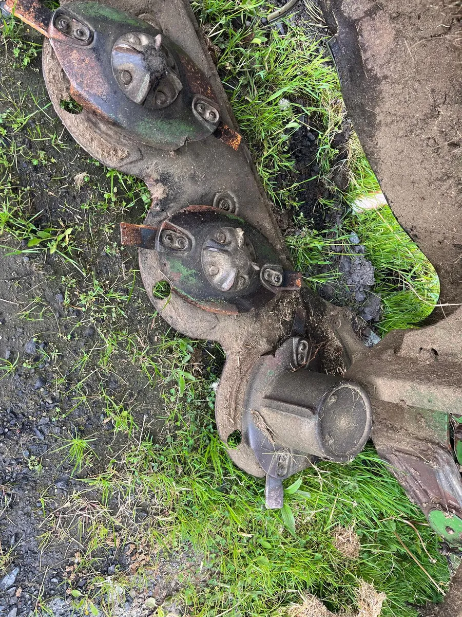KRONE R240 - Image 2