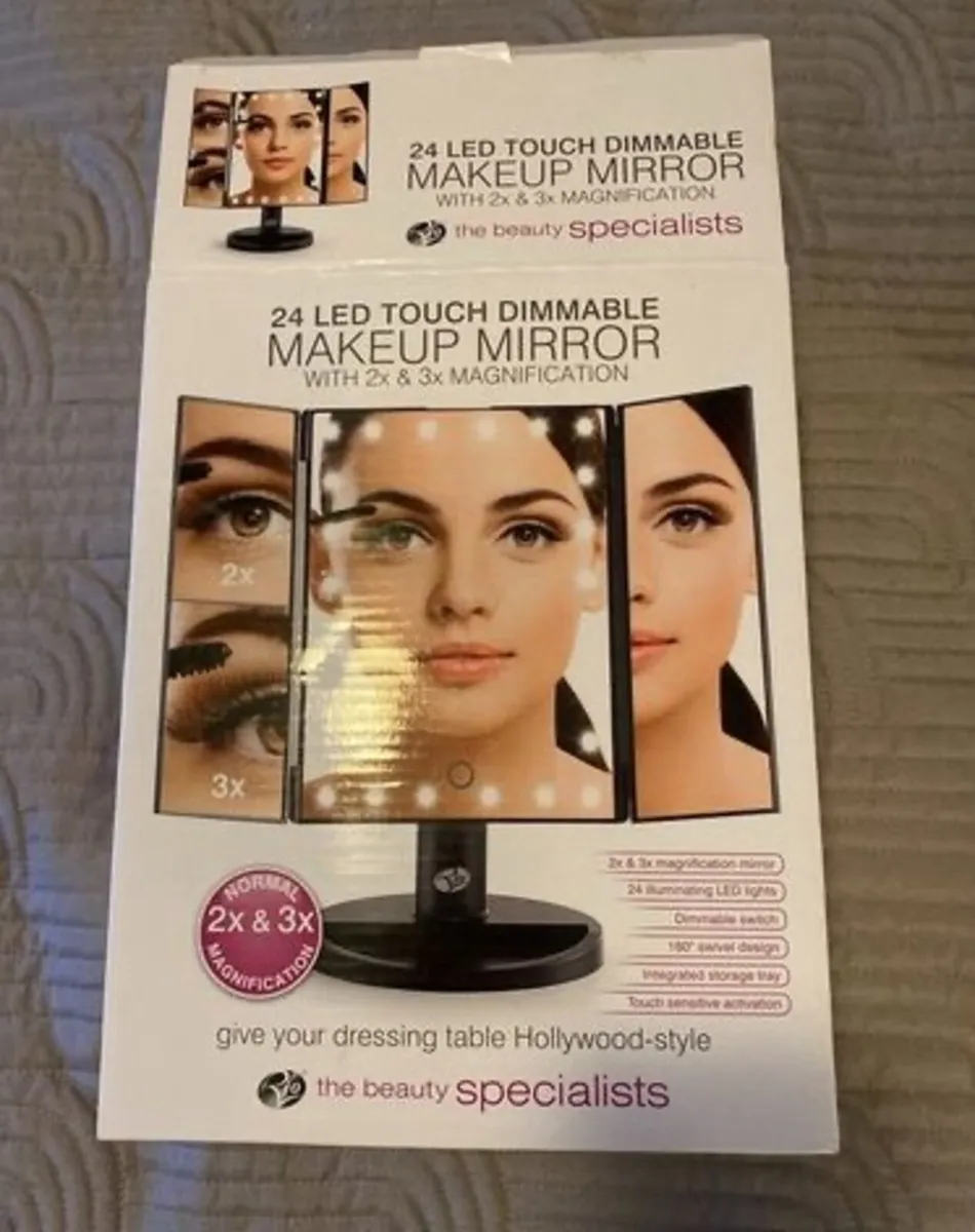 24 LED Make-Up Mirror - Image 1