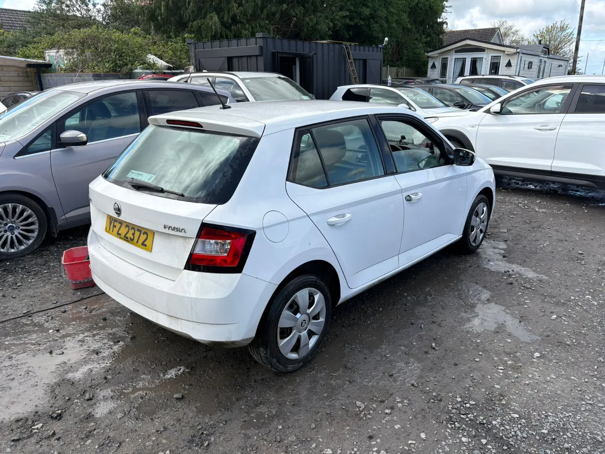 2015 Skoda Fabia 1.0 Petrol Drive Away - Image 4