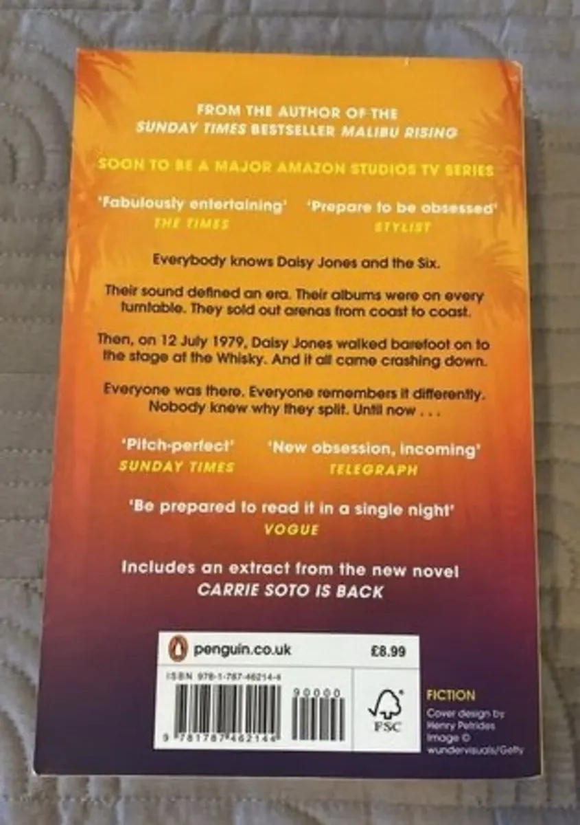 Book: Daisy Jones & The Six - Image 2