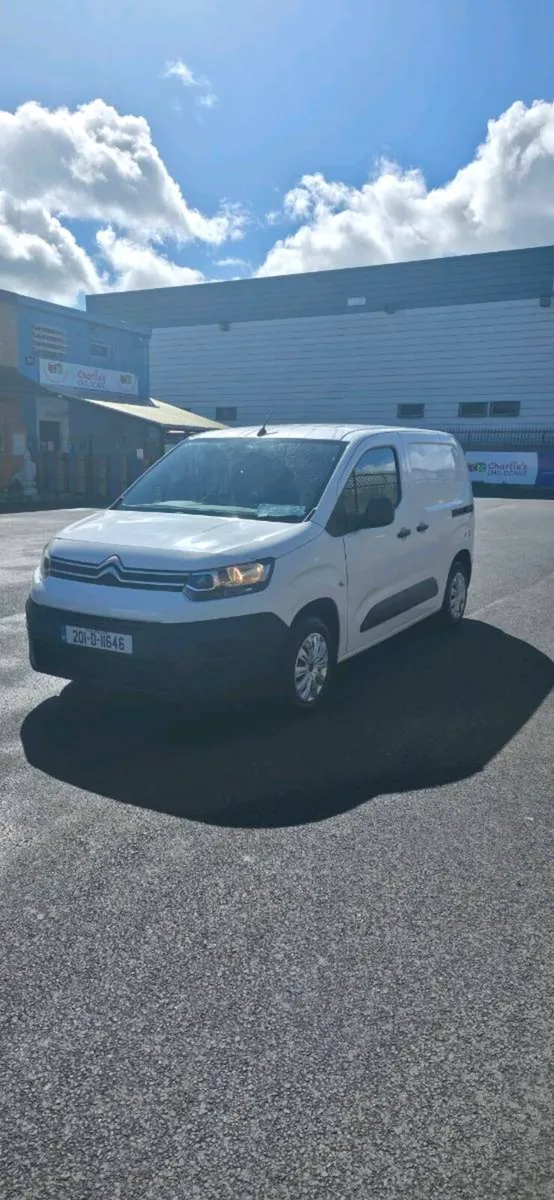 Citreon Berlingo 2020 NO VAT - Image 2