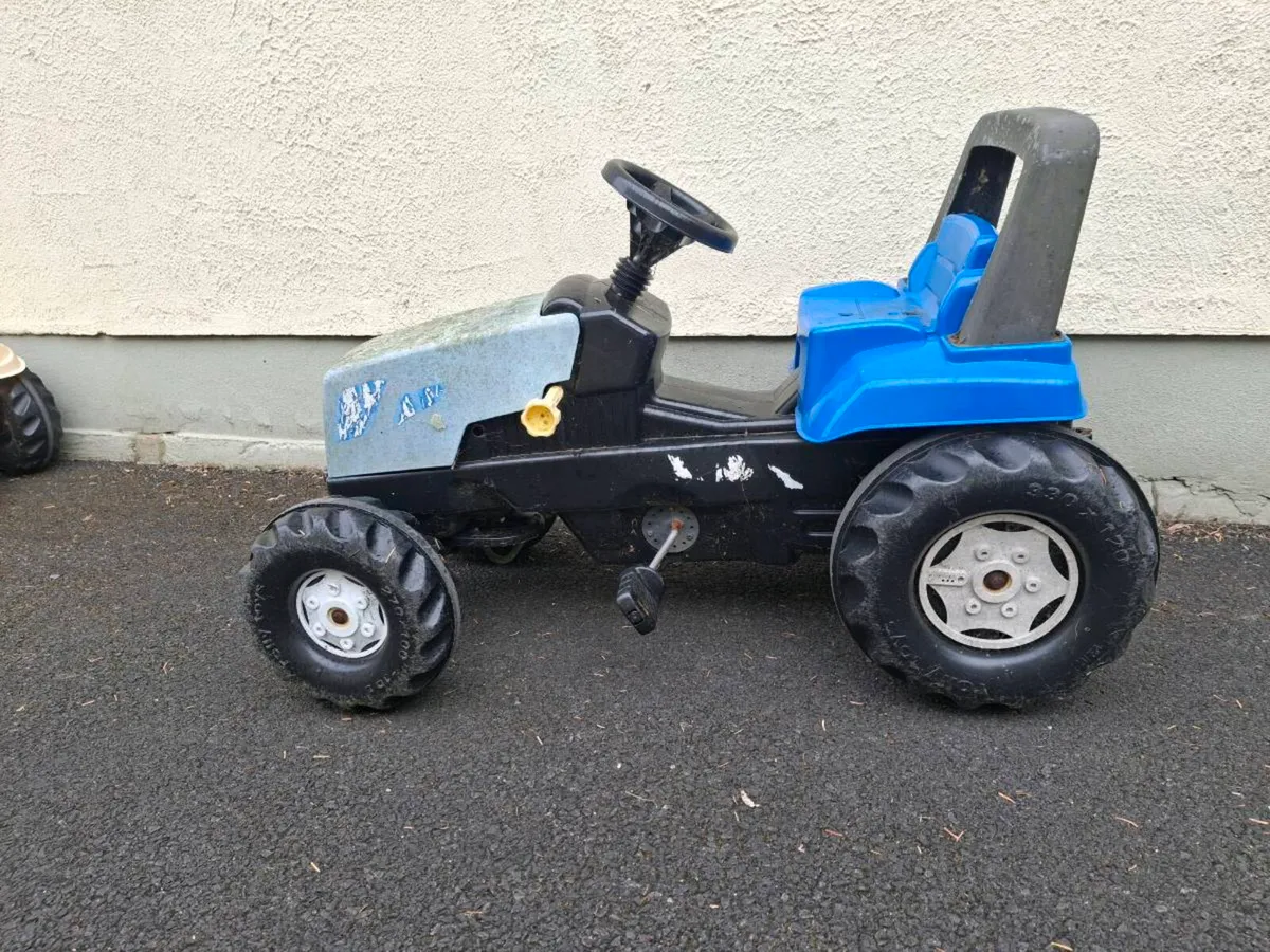 Bike child seat and rolls toys - Image 2