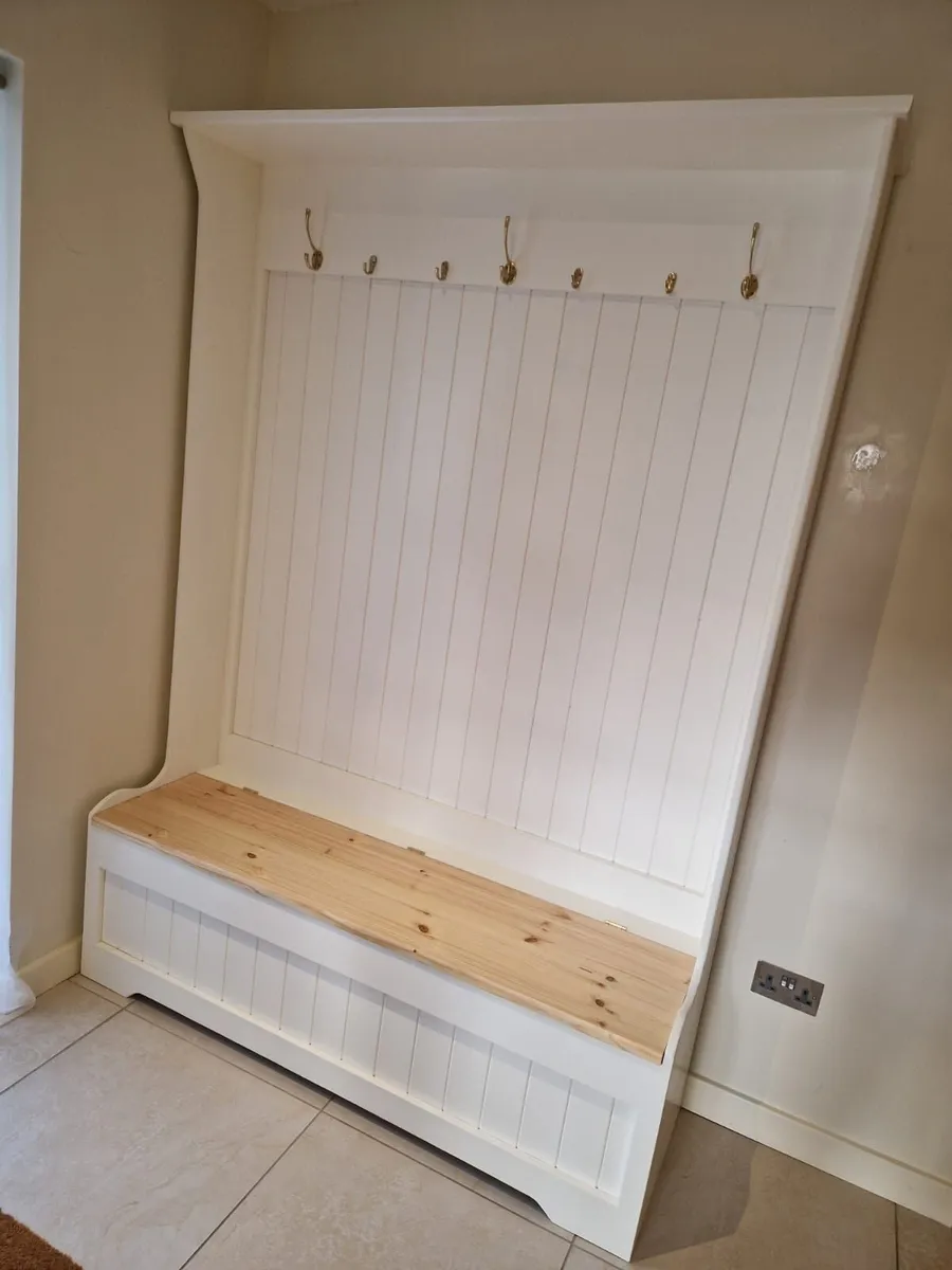 Coat hanging storage benches, pine workshop - Image 3