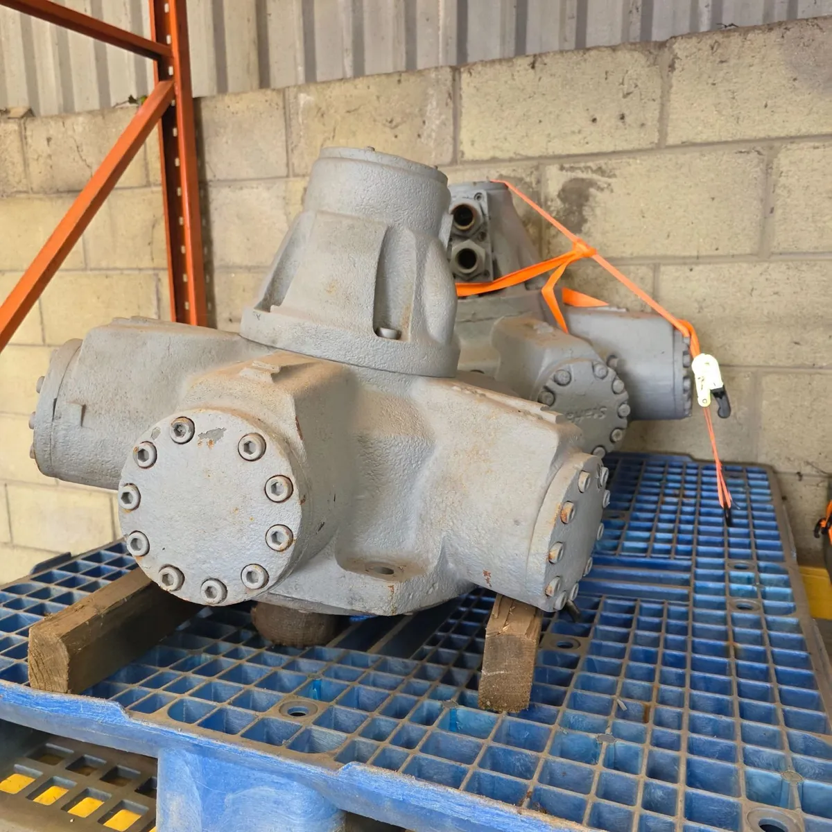 Staffa hydraulic motor - Image 1