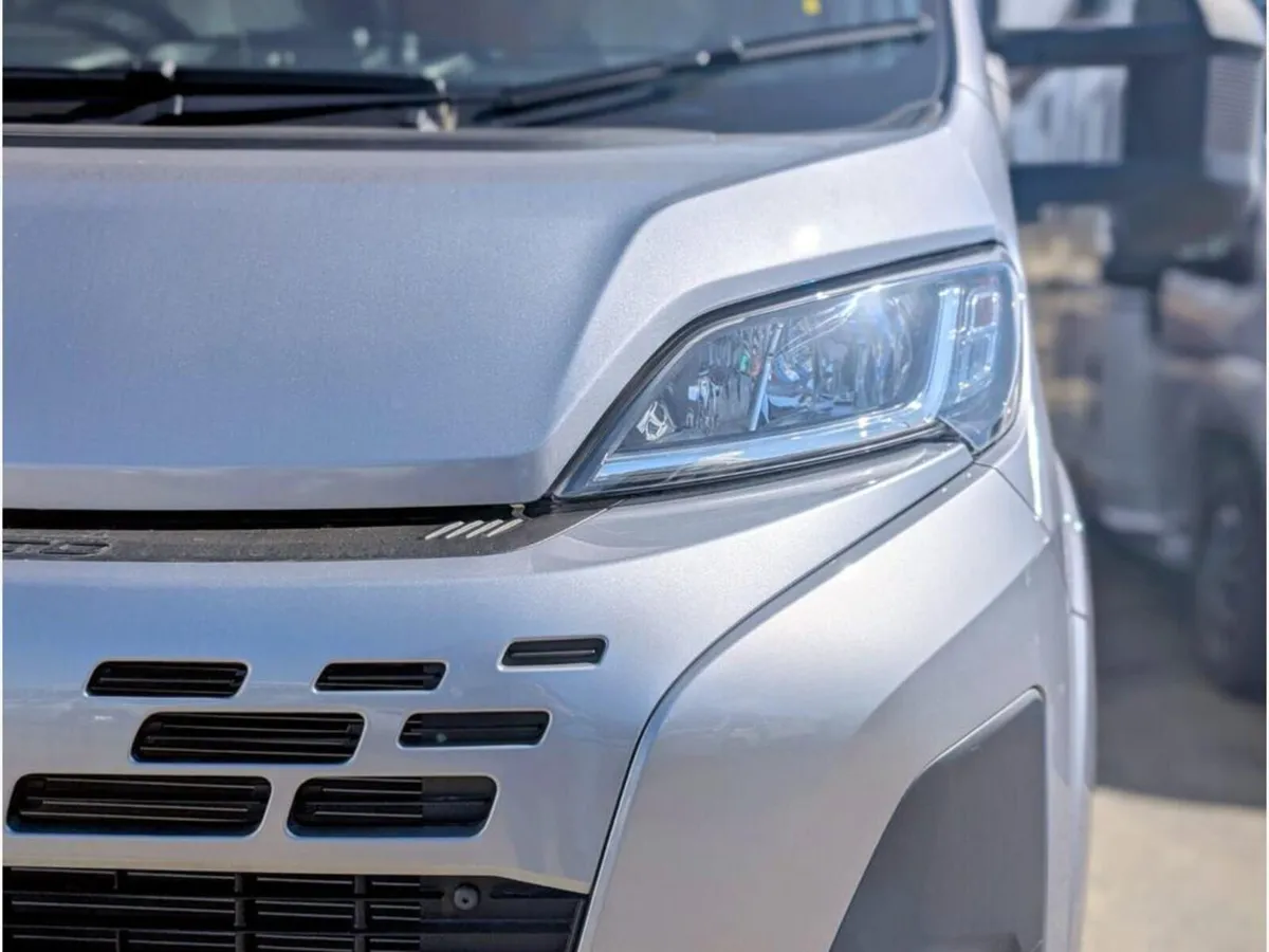 NEW ADRIA MATRIX  670 SL (60 YEAR EDITION) - Image 4