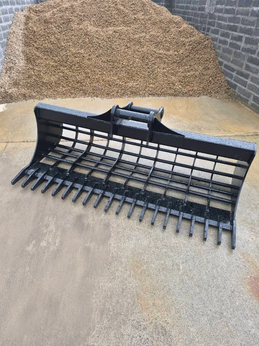 Rake Bucket Hire - Image 3