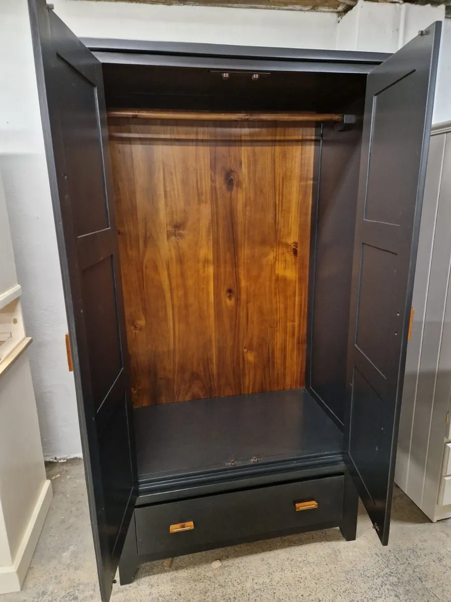 Pine wardrobe, f and b black - Image 3