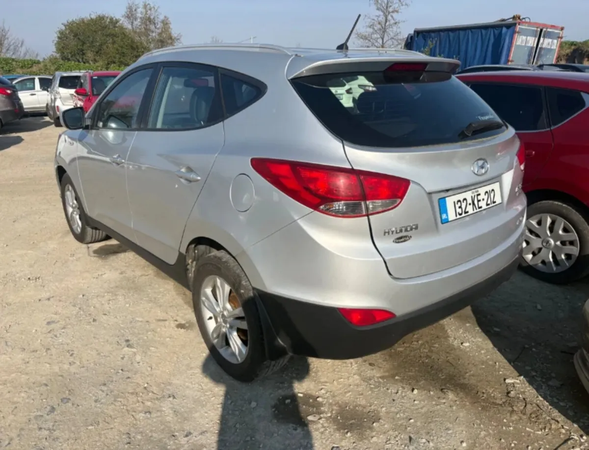 132 Hyundai ix35 2.0 Diesel 4X4 - Image 1