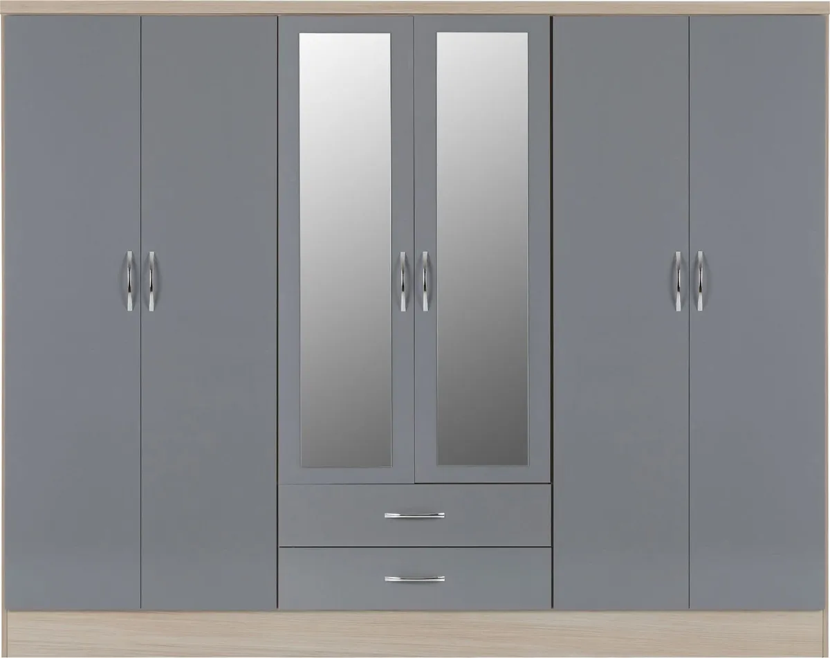 WARDROBES - Image 2