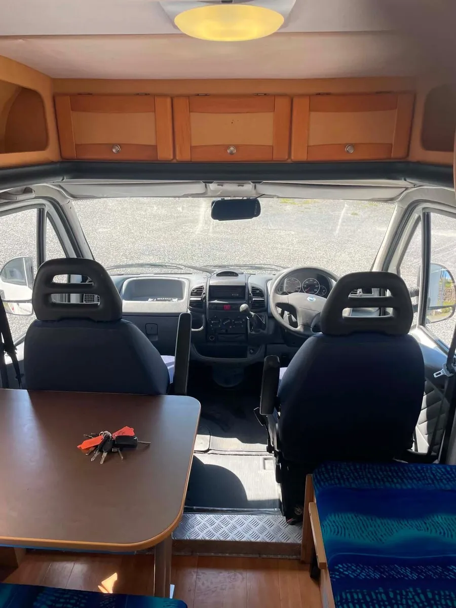 Fiat Ducato 2.8 ROLLER TEAM 4 Berth Fixed bed 2005 - Image 4