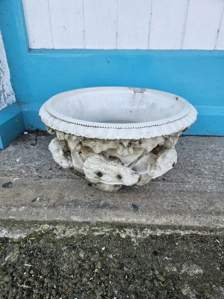Vintage Classial Plant Pot - Image 1