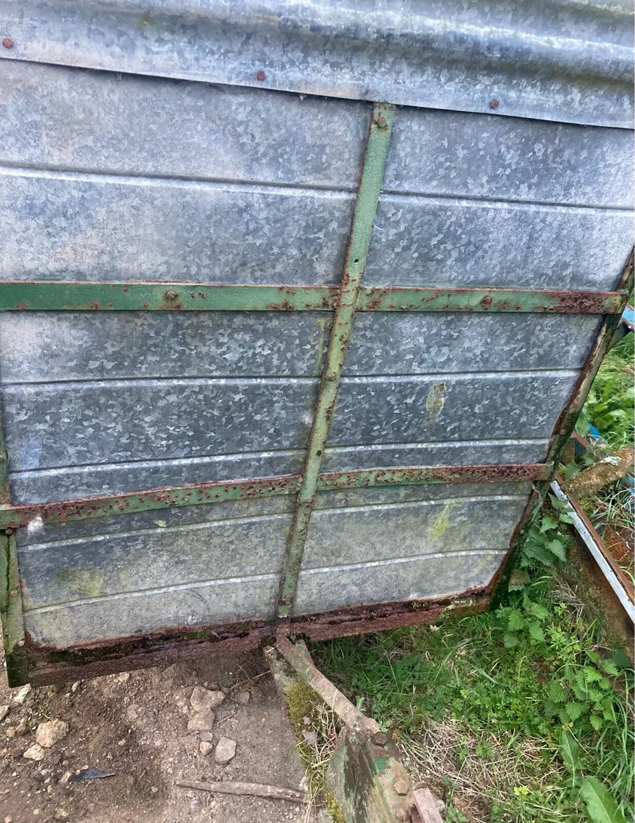 Sheep/ calf trailer - Image 2