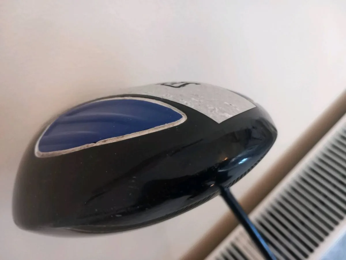 Spalding golf driver 10.5.  R flex.  Right handed - Image 4