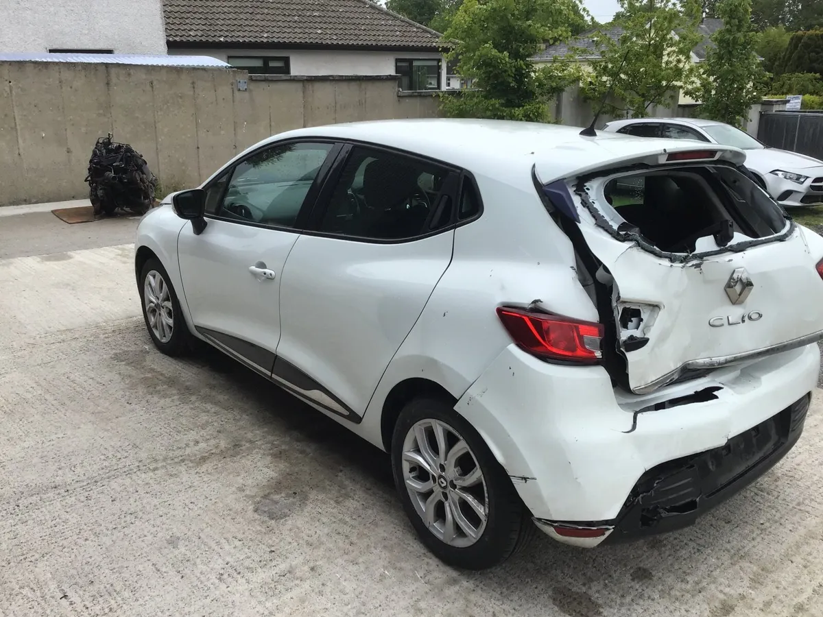 2018 Renault clio - Image 4